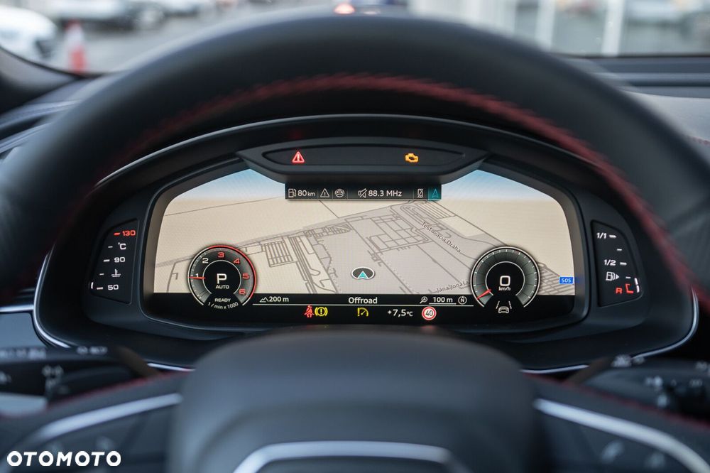 Audi Q8 - 24