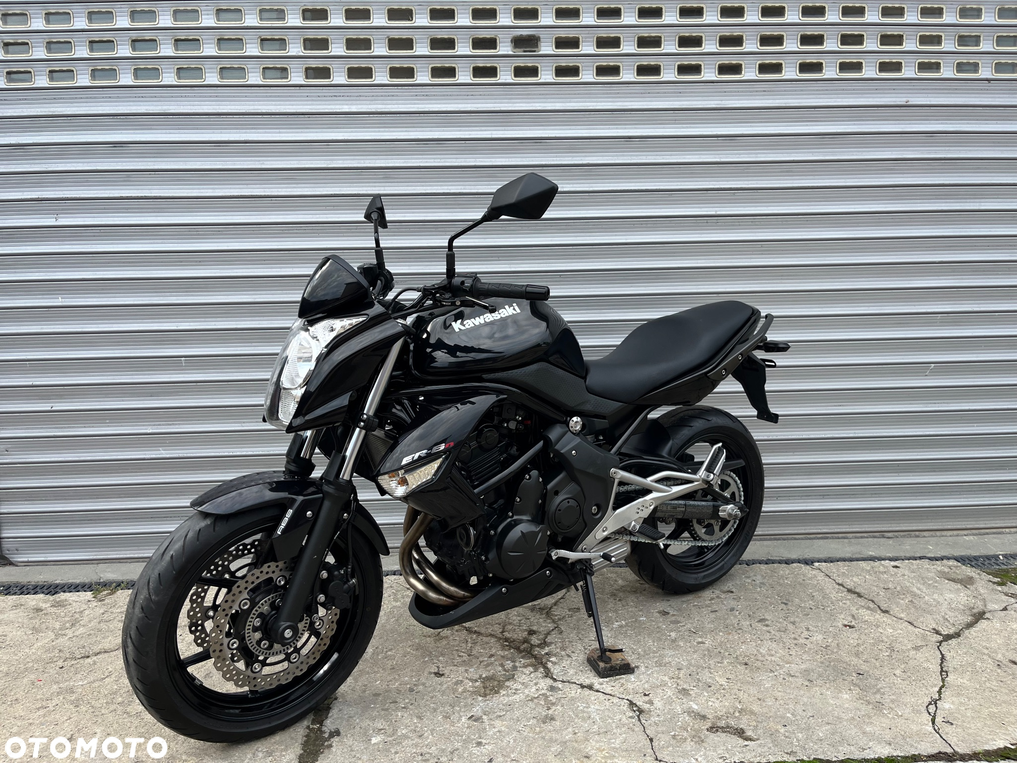 Kawasaki ER - 28