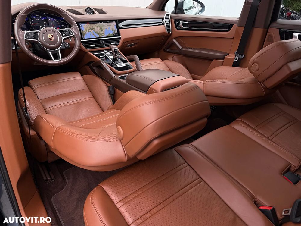 Porsche Cayenne Standard - 20