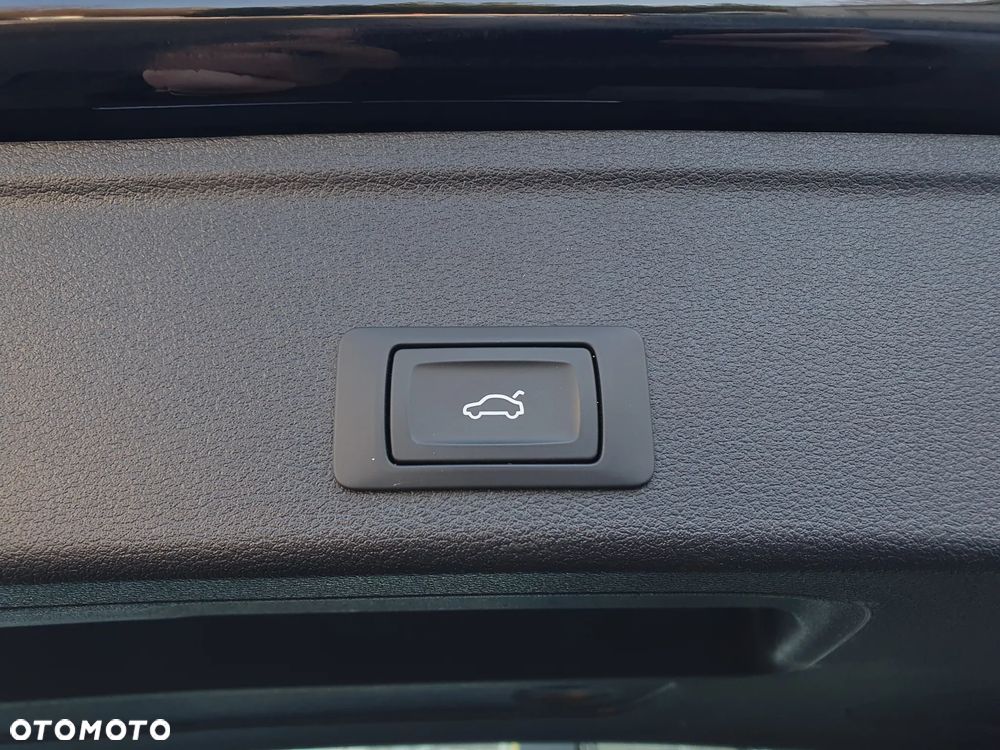 Audi A4 Avant 2.0 TDI S tronic - 40