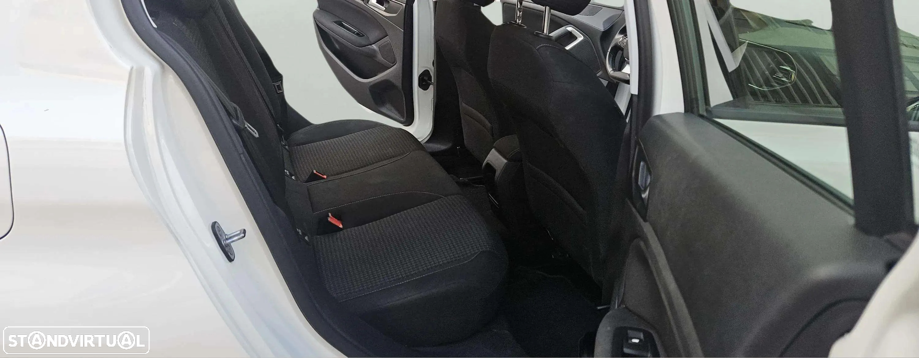 Peugeot 308 1.6 BlueHDi Allure - 12