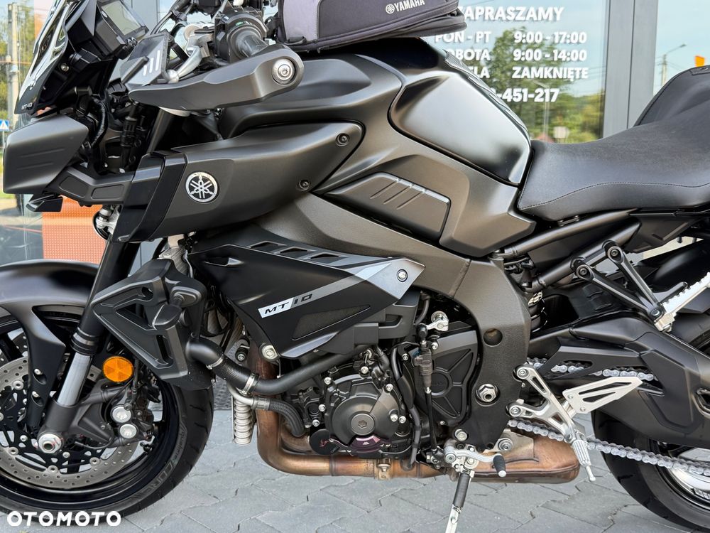 Yamaha MT - 33