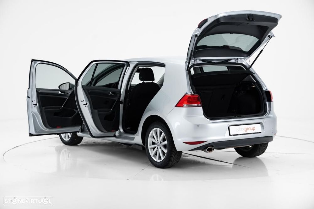 VW Golf - 6