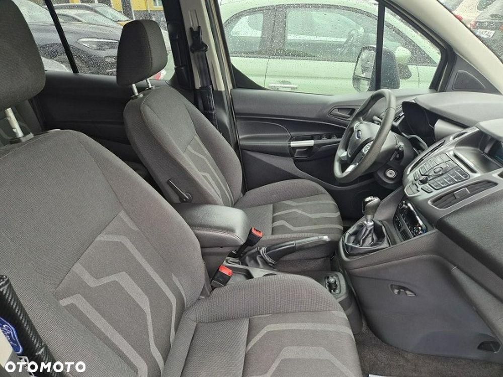 Ford Tourneo Connect Grand - 20