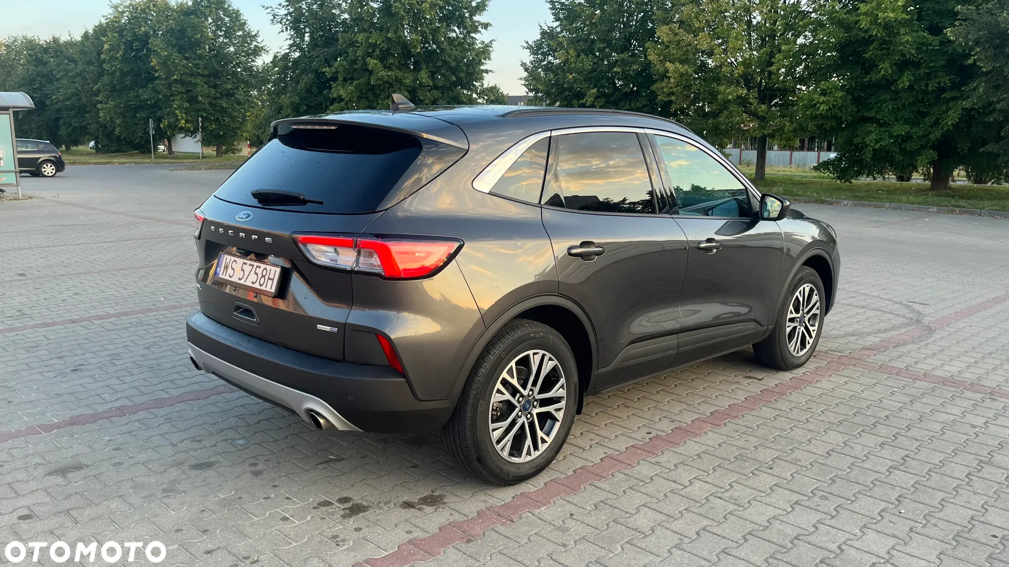 Ford Escape 1.5 EcoBoost AWD SE - 5