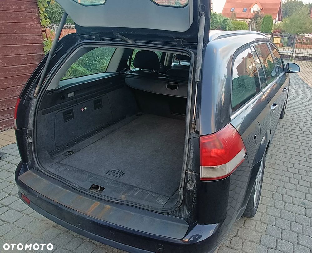 Opel Vectra 1.9 CDTI Cosmo - 30
