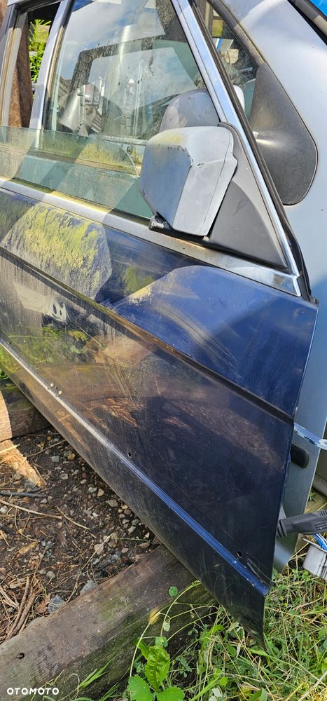 Drzwi przednie przód prawe Bmw E30 - 2