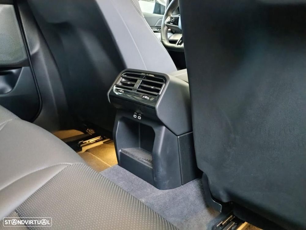 BMW 530 e Pack Desportivo M - 17