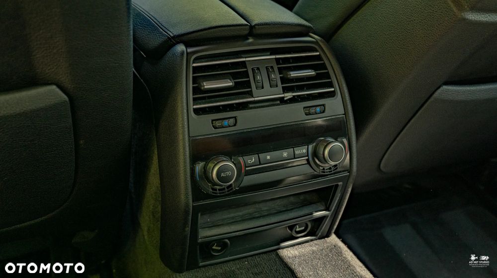 BMW Seria 7 730d - 33