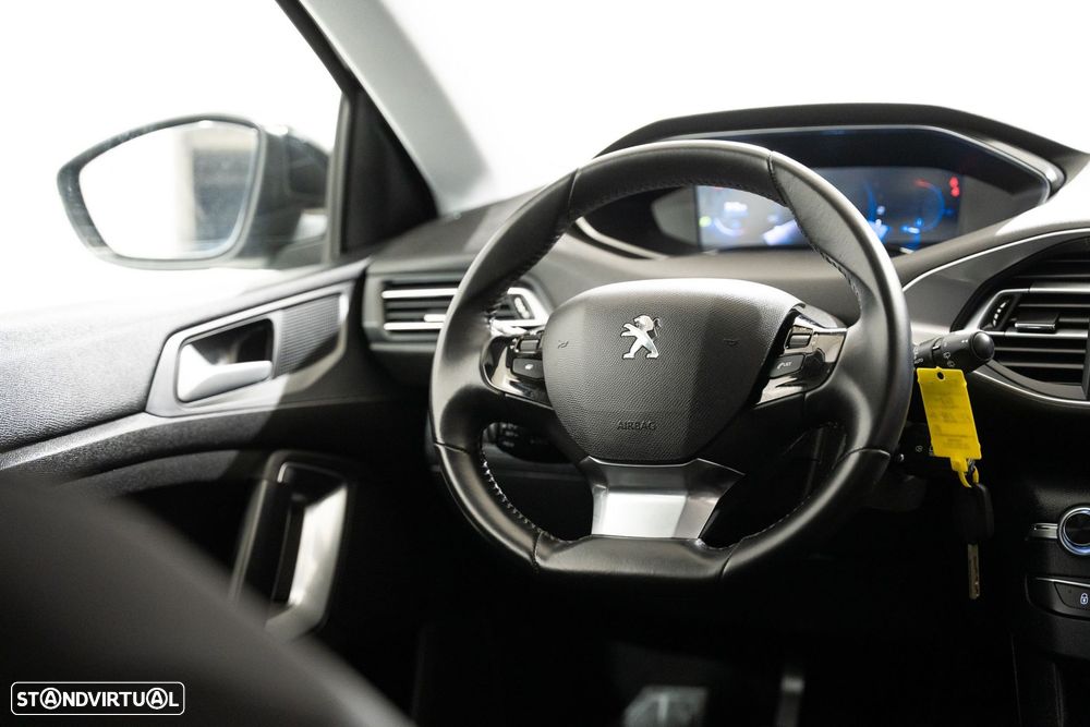 Peugeot 308 1.2 PureTech Style - 8