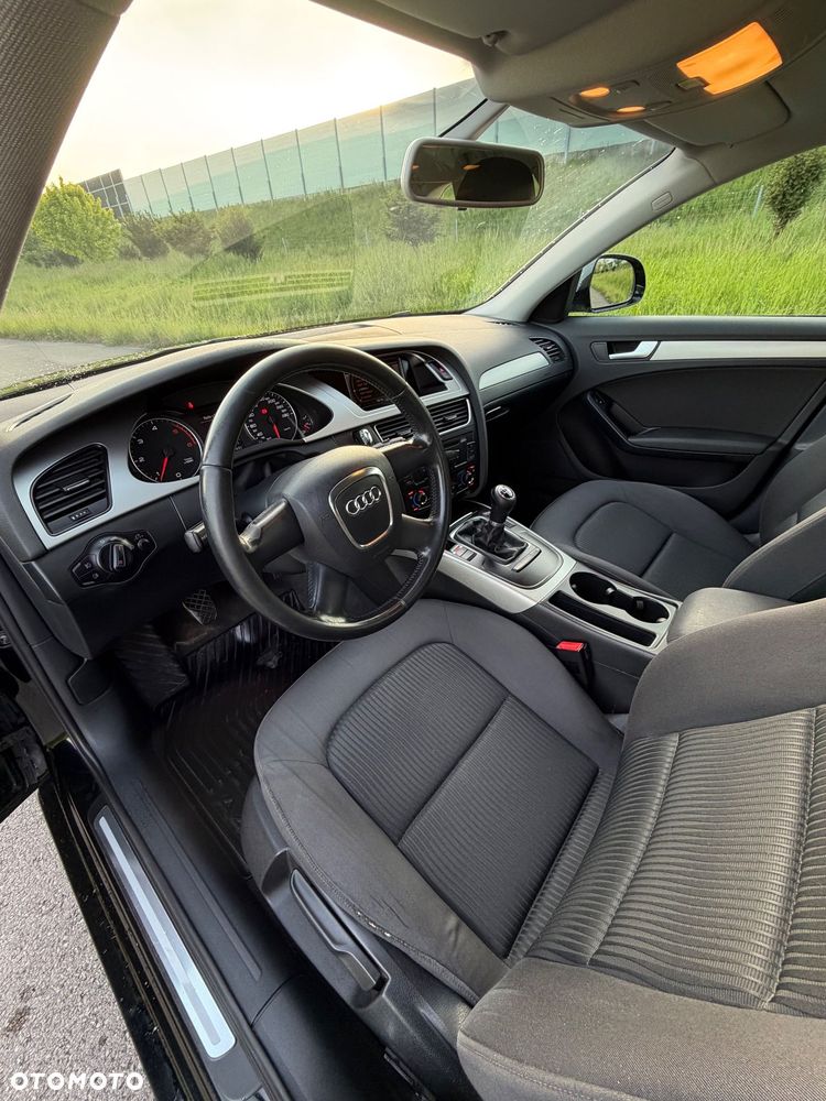 Audi A4 Avant 2.0 TDI - 6