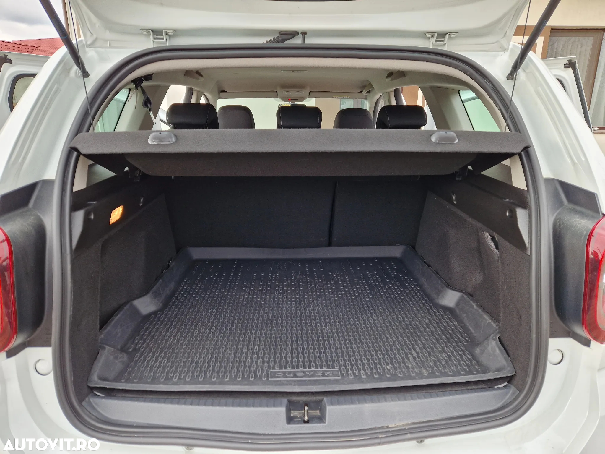 Dacia Duster 1.5 Blue dCi 4WD Comfort - 31