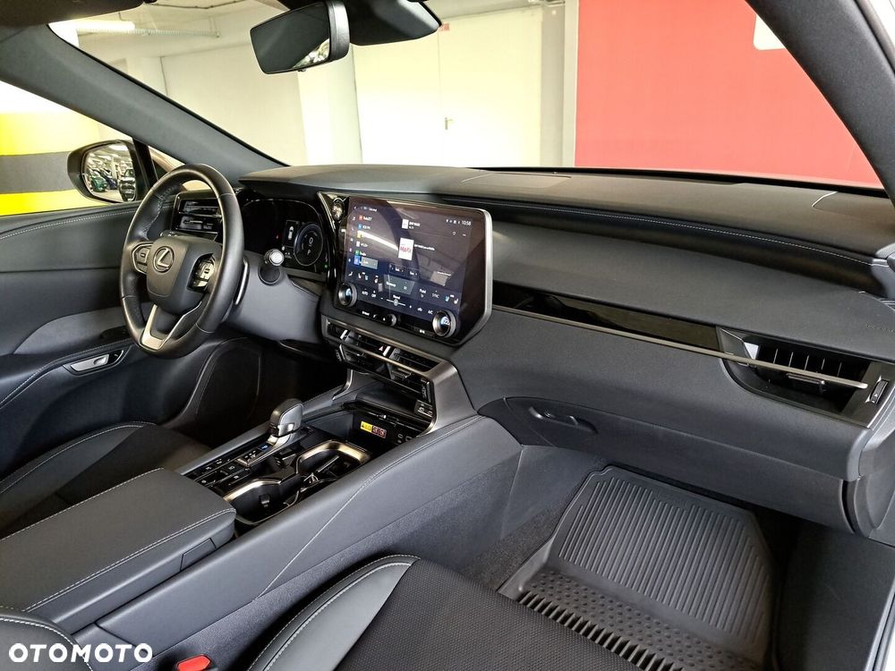 Lexus RX - 18