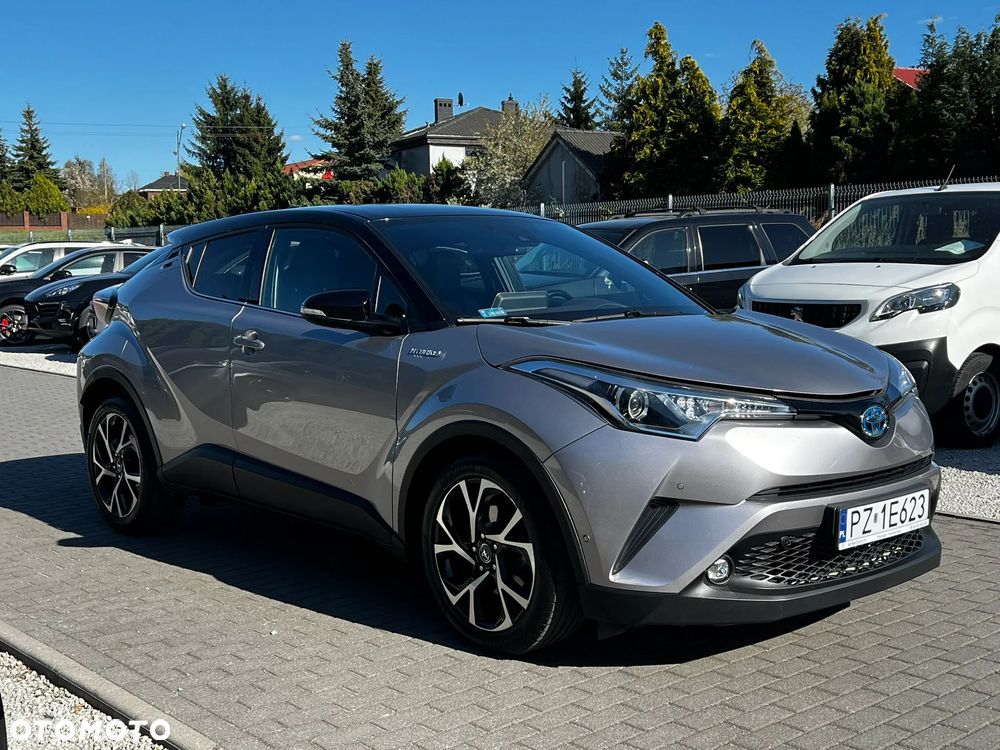 Toyota C-HR 1.8 Hybrid Neon Lime powered by JBL - 3