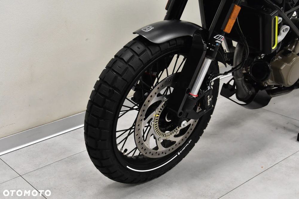 Husqvarna Svartpilen - 31