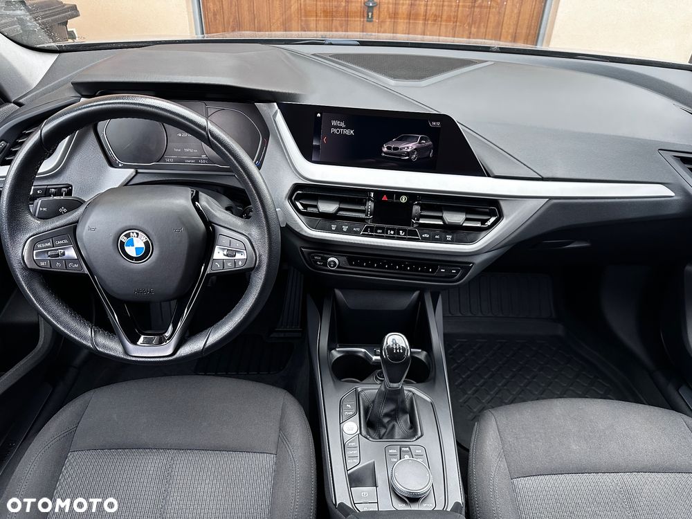 BMW Seria 1 118i Advantage - 15
