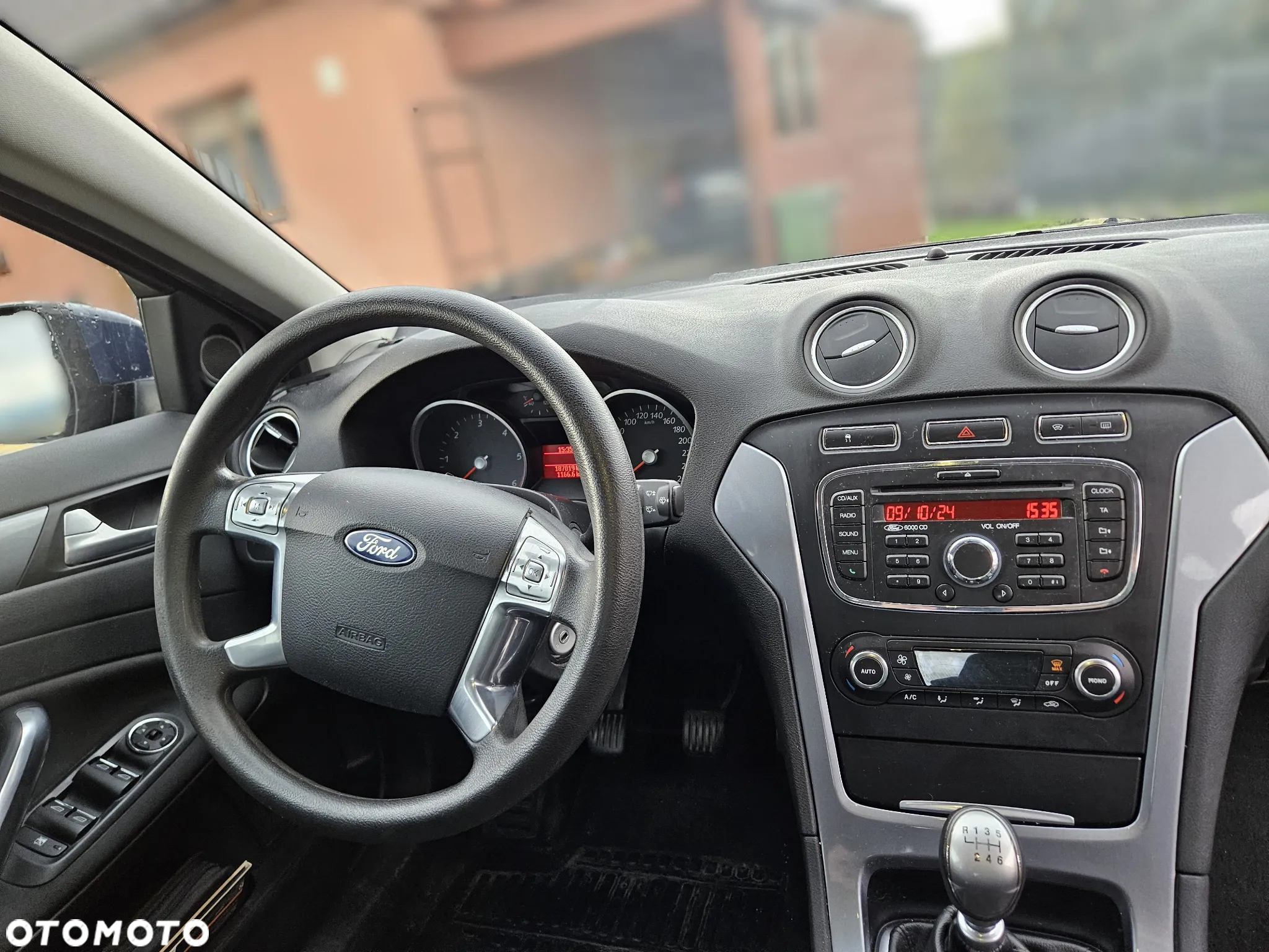 Ford Mondeo - 9