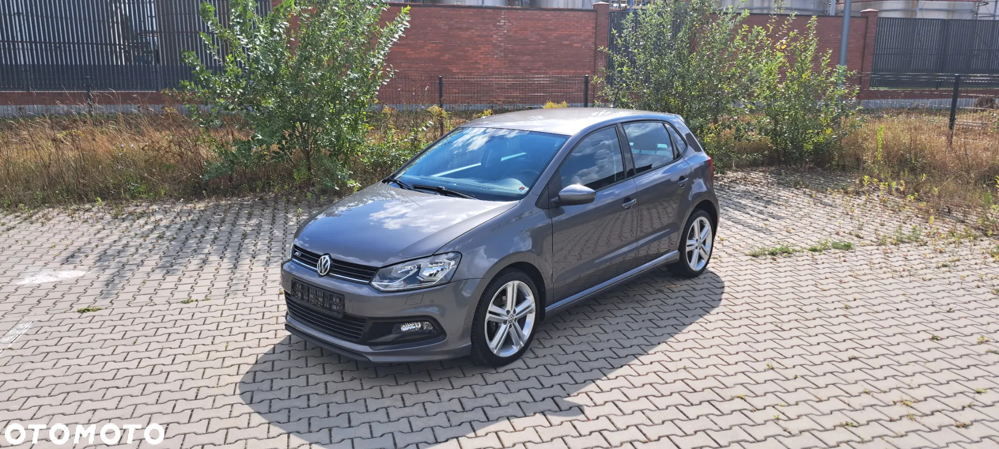 Volkswagen Polo 1.2 TSI Blue Motion Technology Lounge - 2