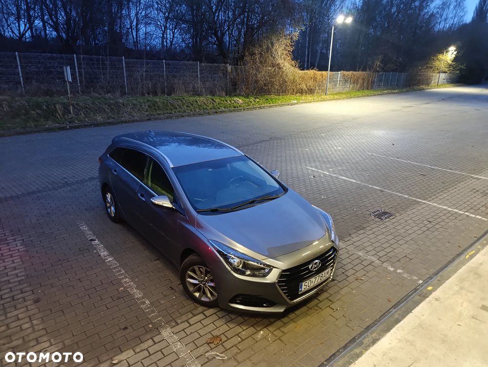 Hyundai i40 Kombi blue 1.7 CRDi DCT Trend - 18