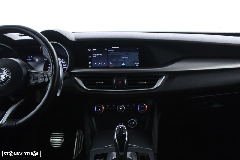 Alfa Romeo Stelvio 2.2 D Sprint AT8 - 17