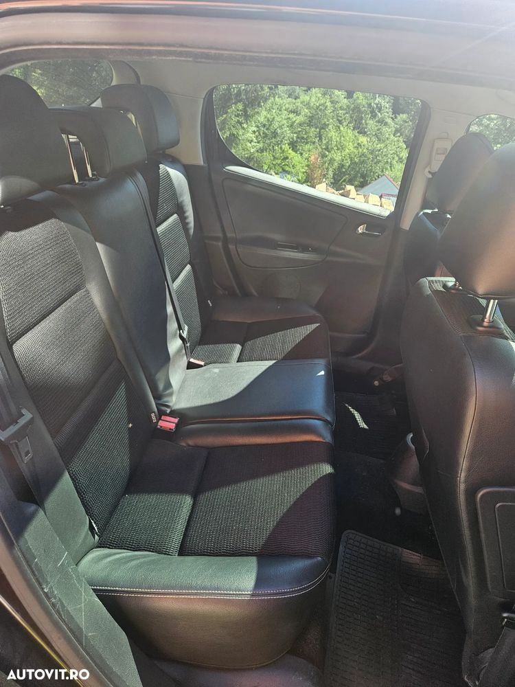 Peugeot 207 - 5