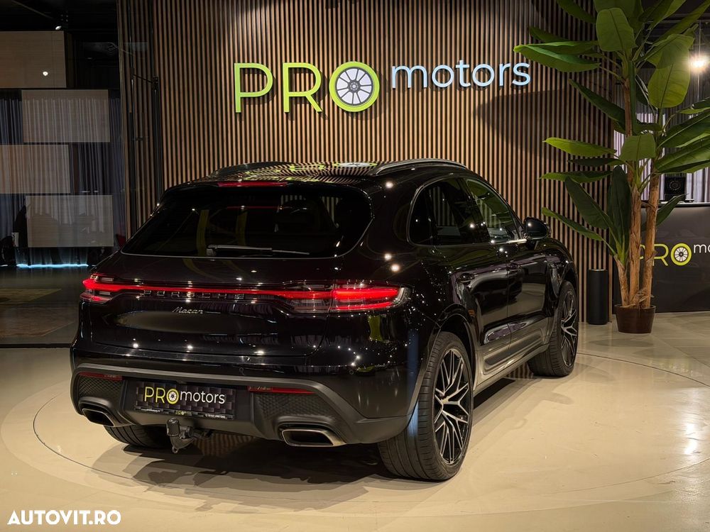 Porsche Macan T - 19