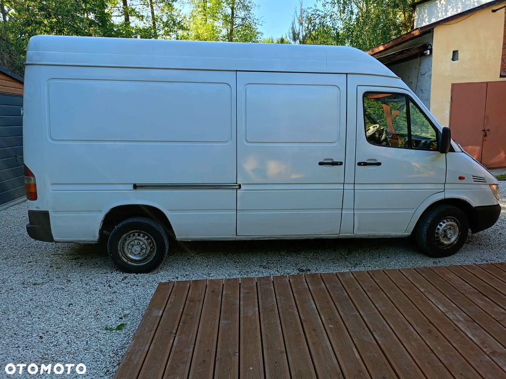 Mercedes-Benz Sprinter 211 - 5