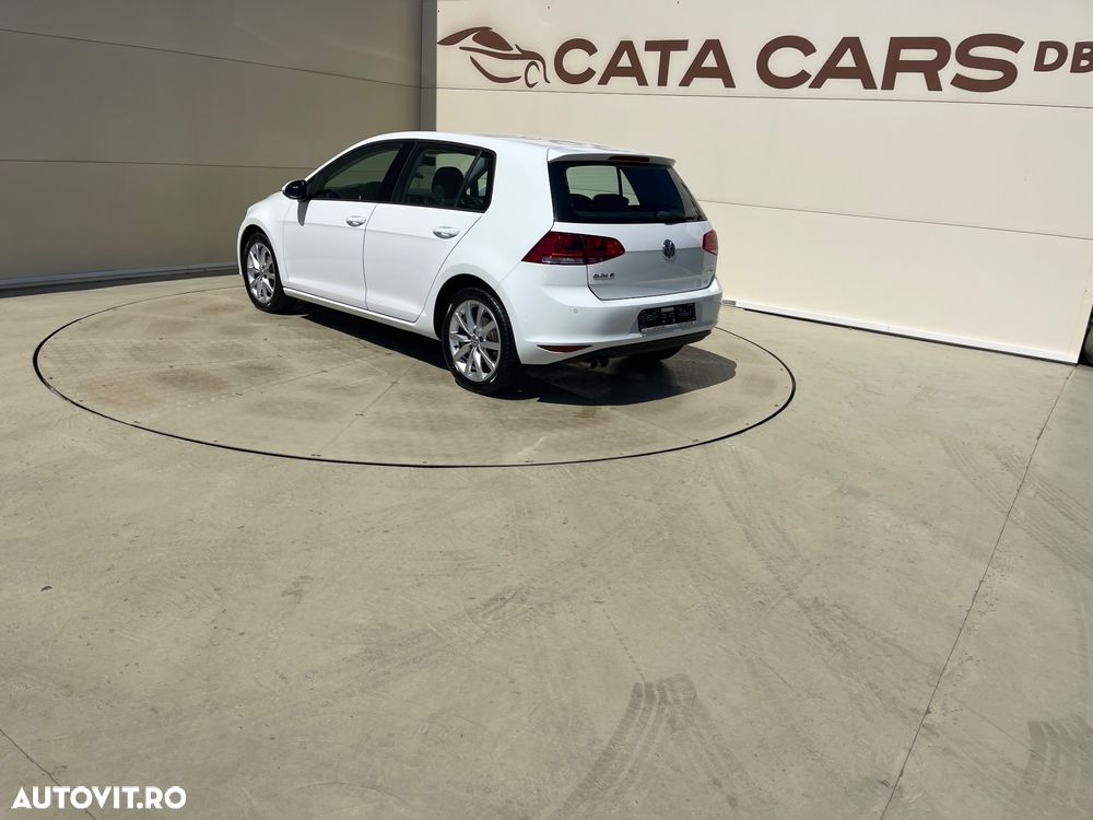 Volkswagen Golf 2.0 TDI (BlueMotion Technology) Highline - 11