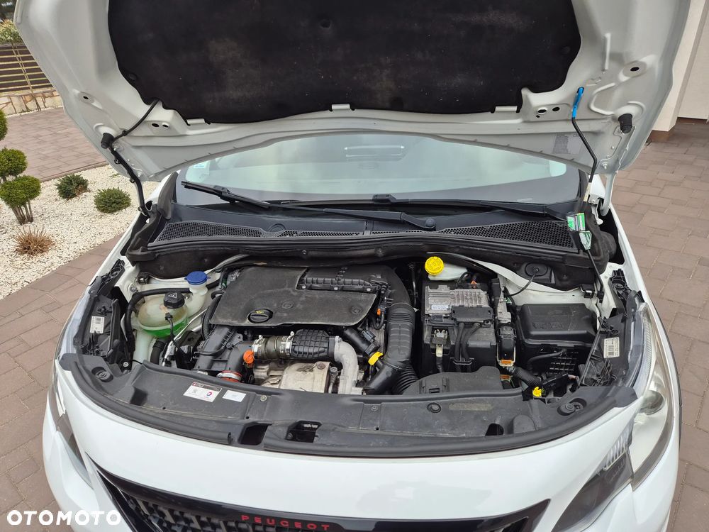 Peugeot 2008 BlueHDi FAP 120 STOP & START GT-Line Edition - 31