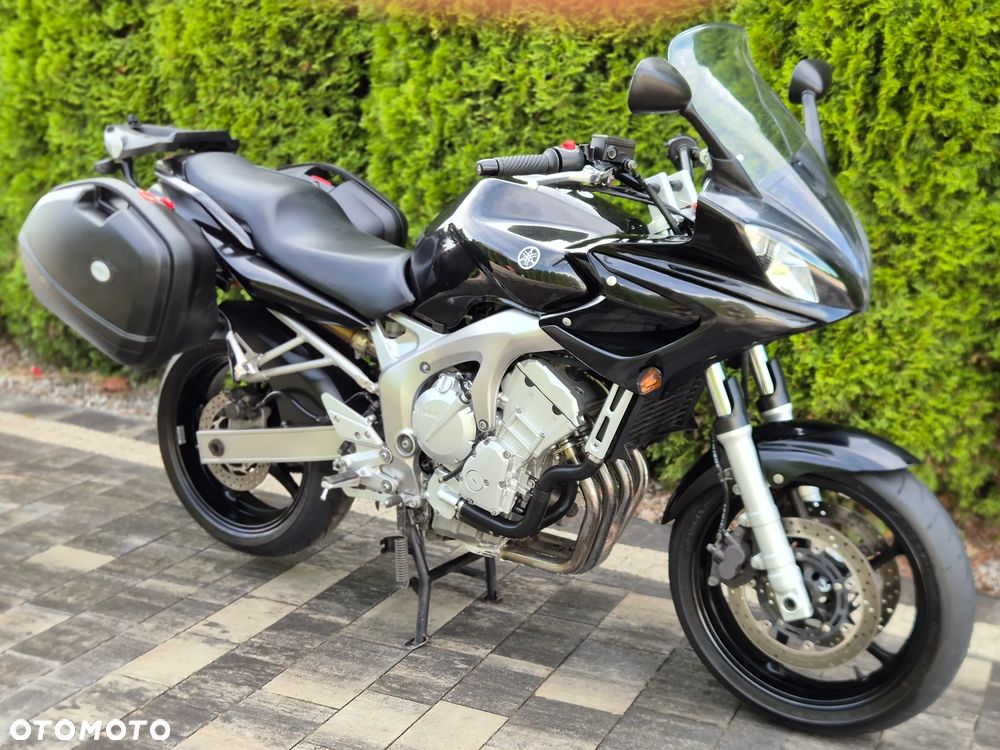 Yamaha FZ6 - 1