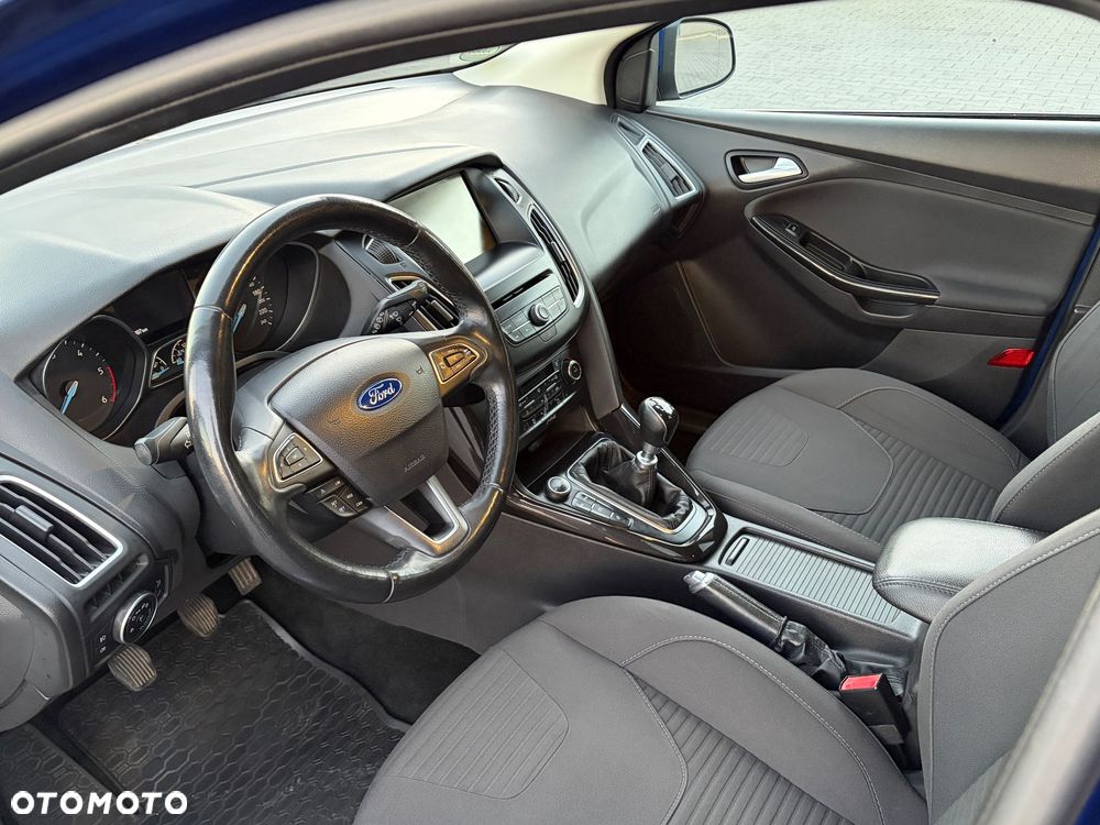 Ford Focus - 9