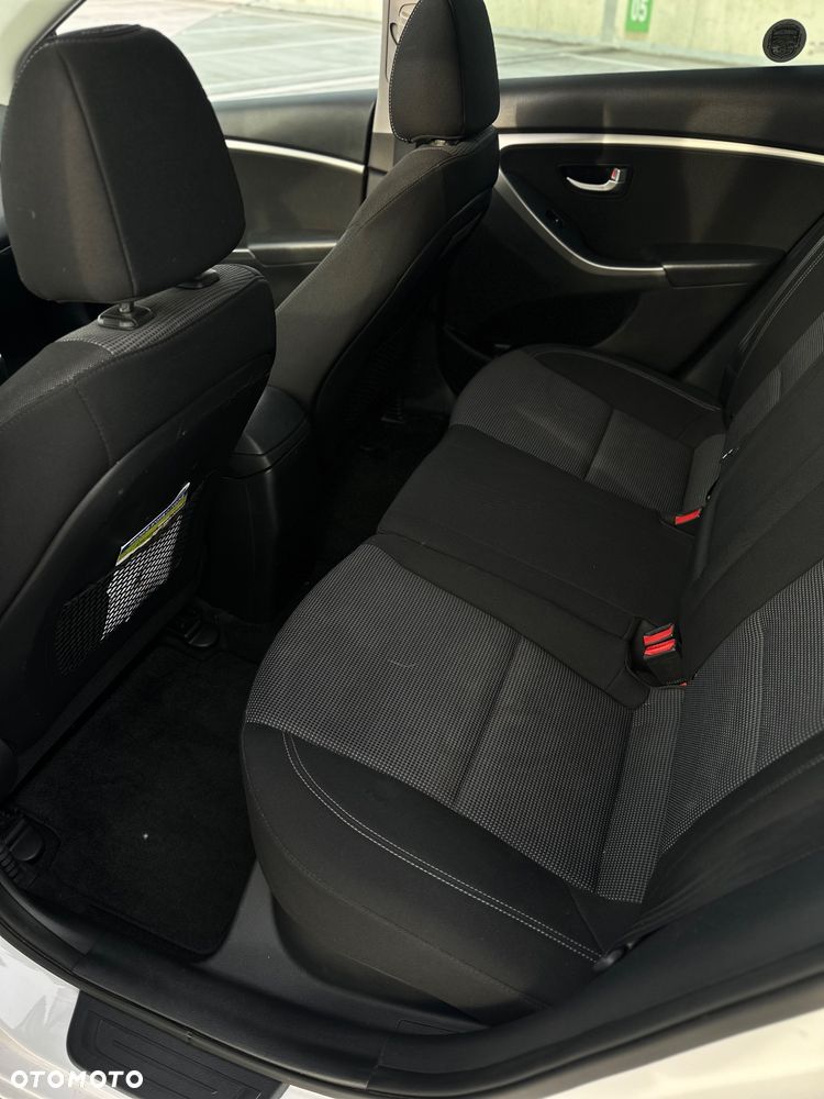 Hyundai i30 - 16