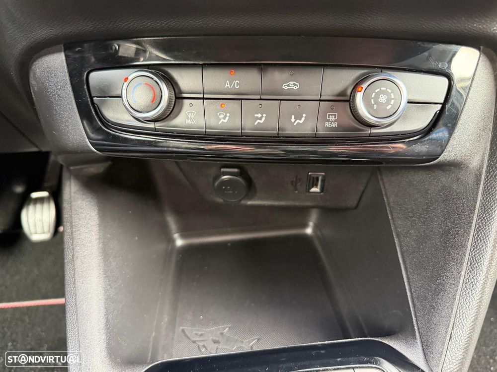 Opel Corsa 1.5 D Elegance - 23