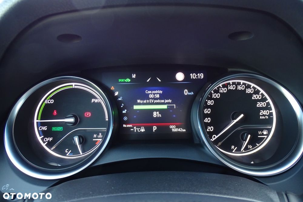 Toyota Camry 2.5 Hybrid Comfort CVT - 29