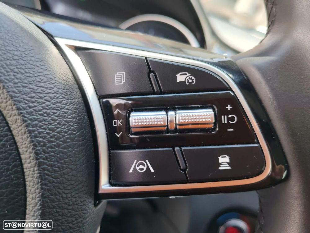 Kia XCeed 1.6 GDi PHEV Drive - 13