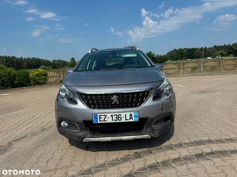 Peugeot 2008 PureTech 110 GPF Stop&Start EAT6 Allure - 21