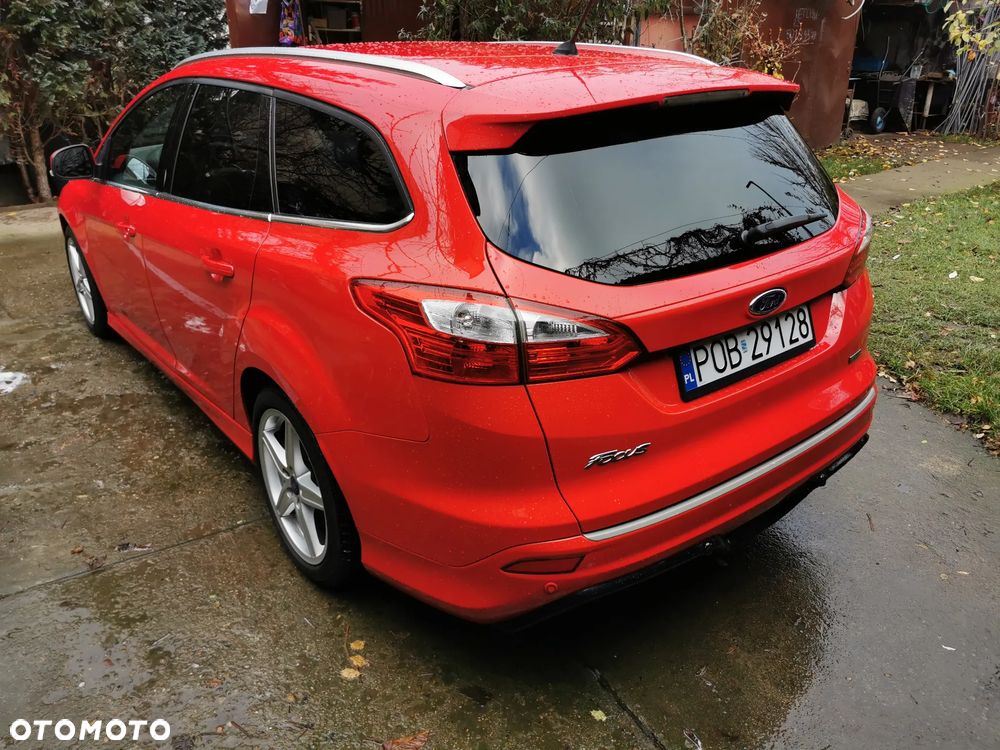 Ford Focus SW 1.0 EcoBoost S&S Titanium - 8