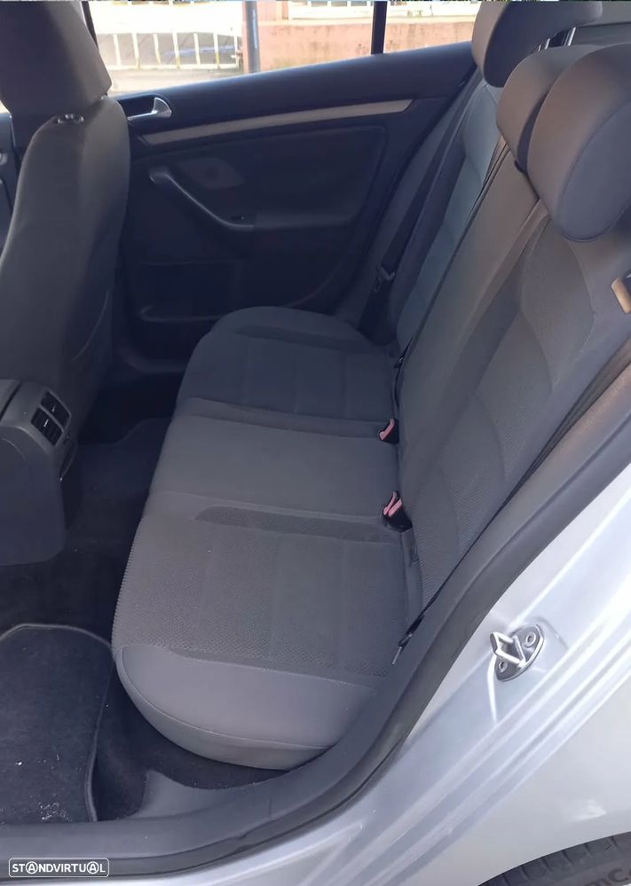 VW Golf 1.9 TDi 6V Confortline - 6