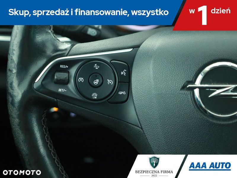 Opel Insignia - 18