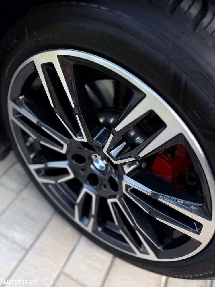 BMW Seria 5 520i AT MHEV - 23