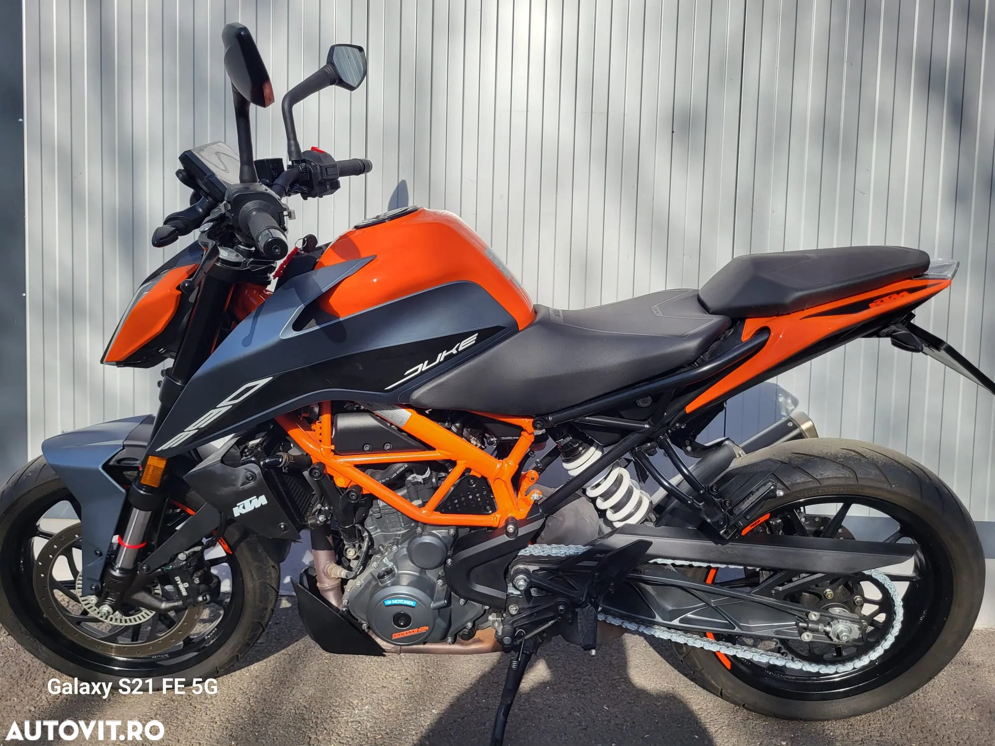 KTM 390 Duke - 2