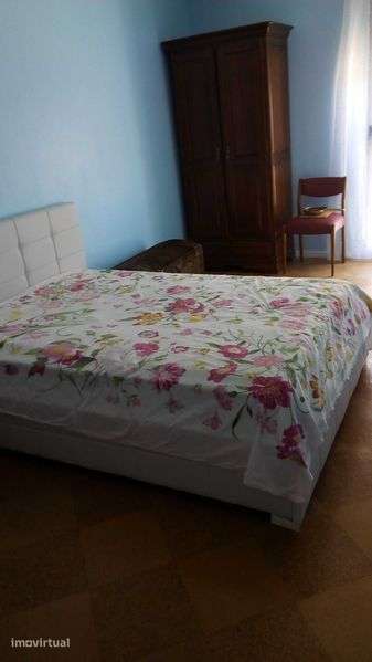 Vende-se apartamento na Praceta José Escada - Grande imagem: 2/9
