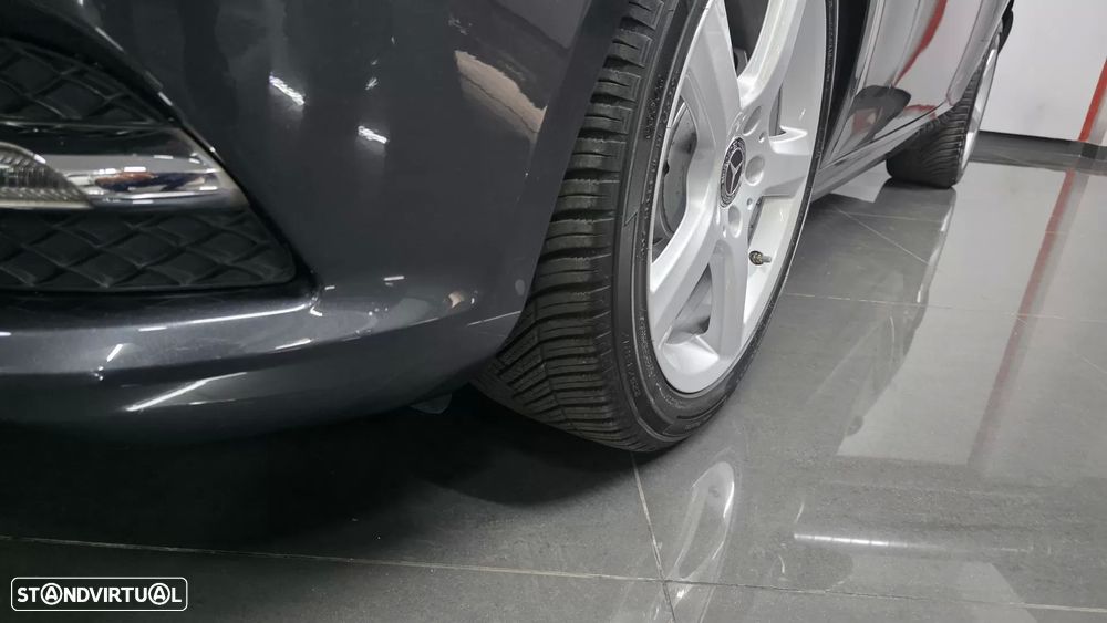Mercedes-Benz SLK 250 (BlueEFFICIENCY) 7G-TRONIC - 49