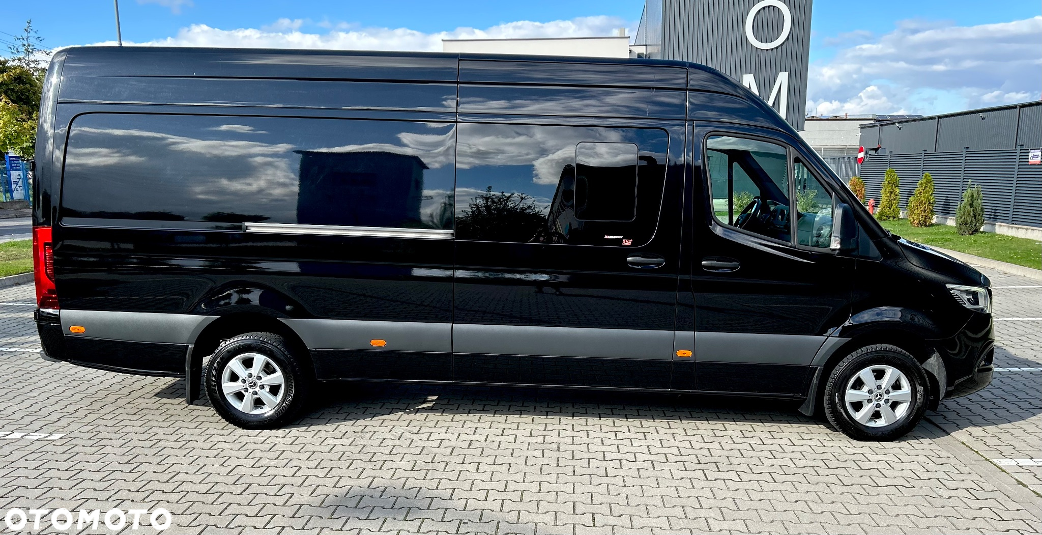 Mercedes-Benz Sprinter - 6