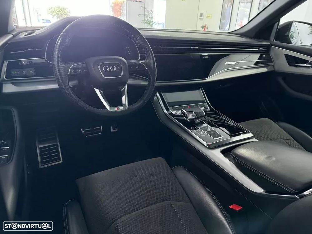 Audi Q8 3.0 TDI 50 quattro Tiptronic - 14
