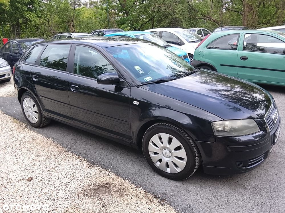 Audi A3 Sportback - 2