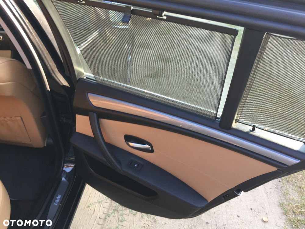 BMW Seria 5 520d - 12