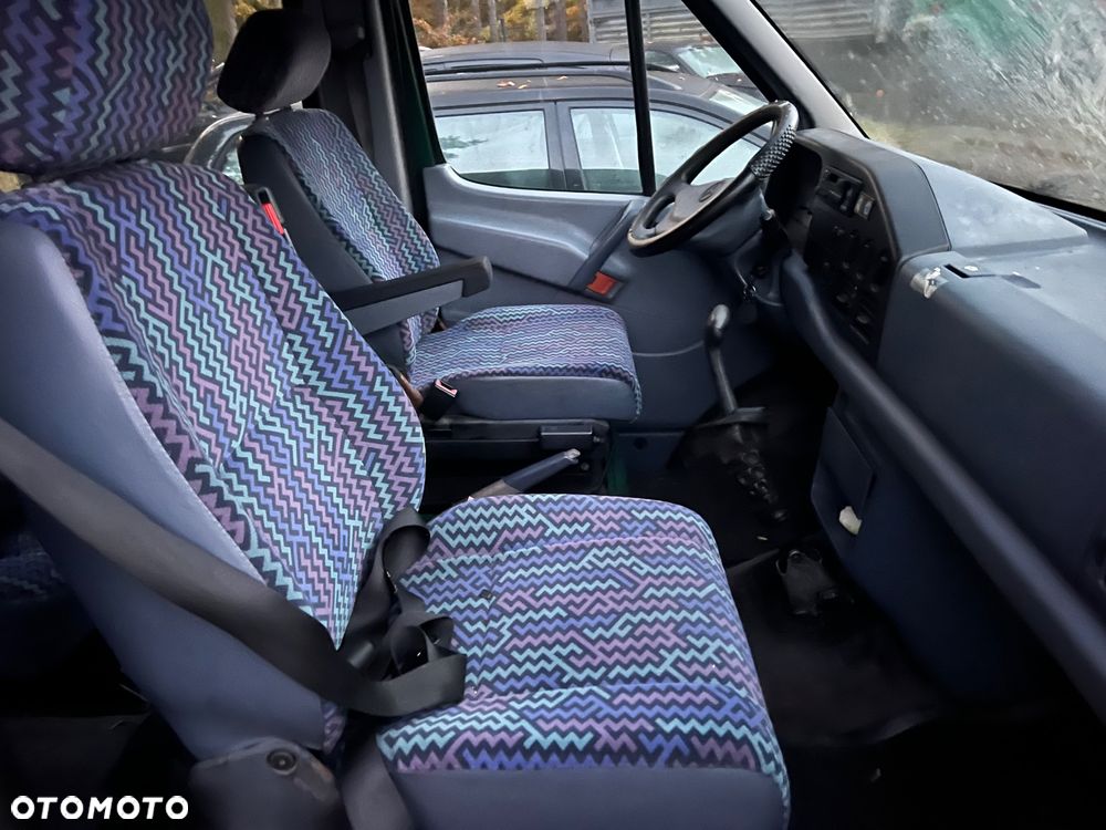 Mercedes-Benz Sprinter - 3