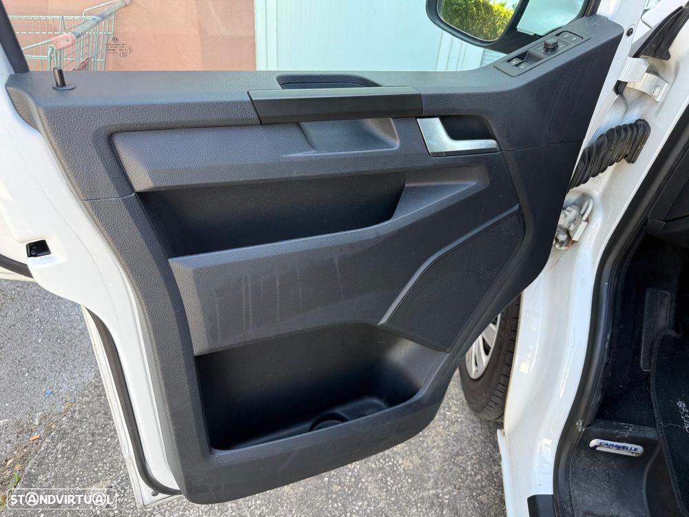 VW Caravelle 2.0 TDi BM Comfortline - 28