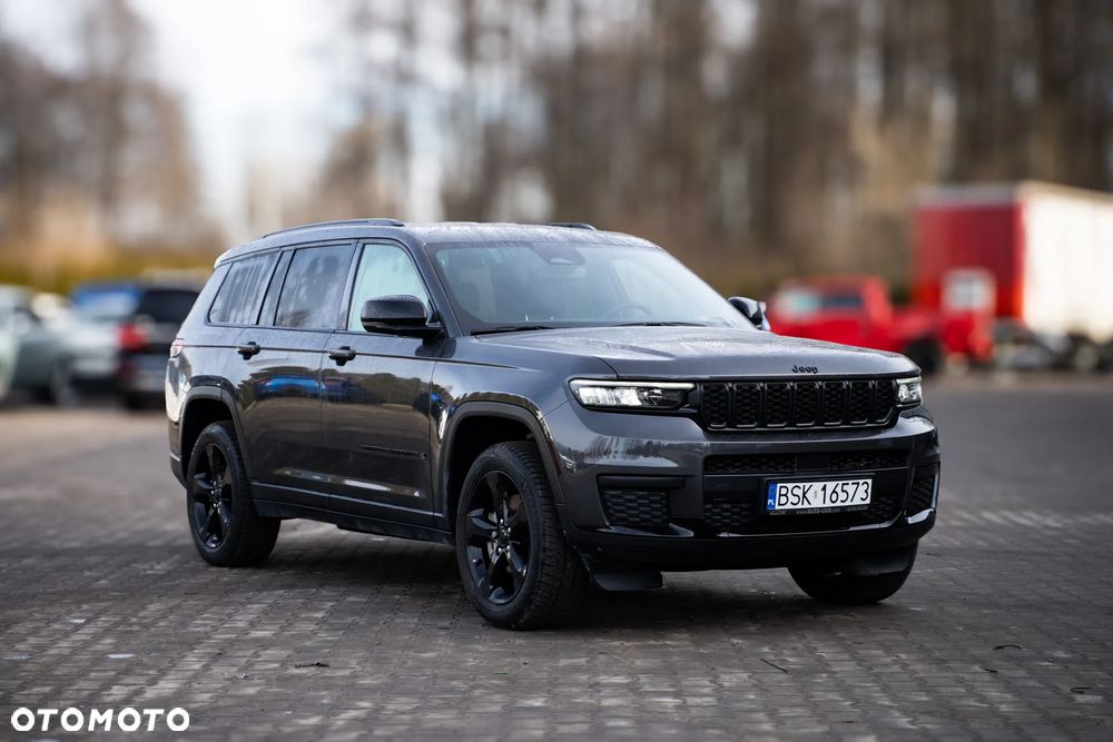 Jeep Grand Cherokee - 1